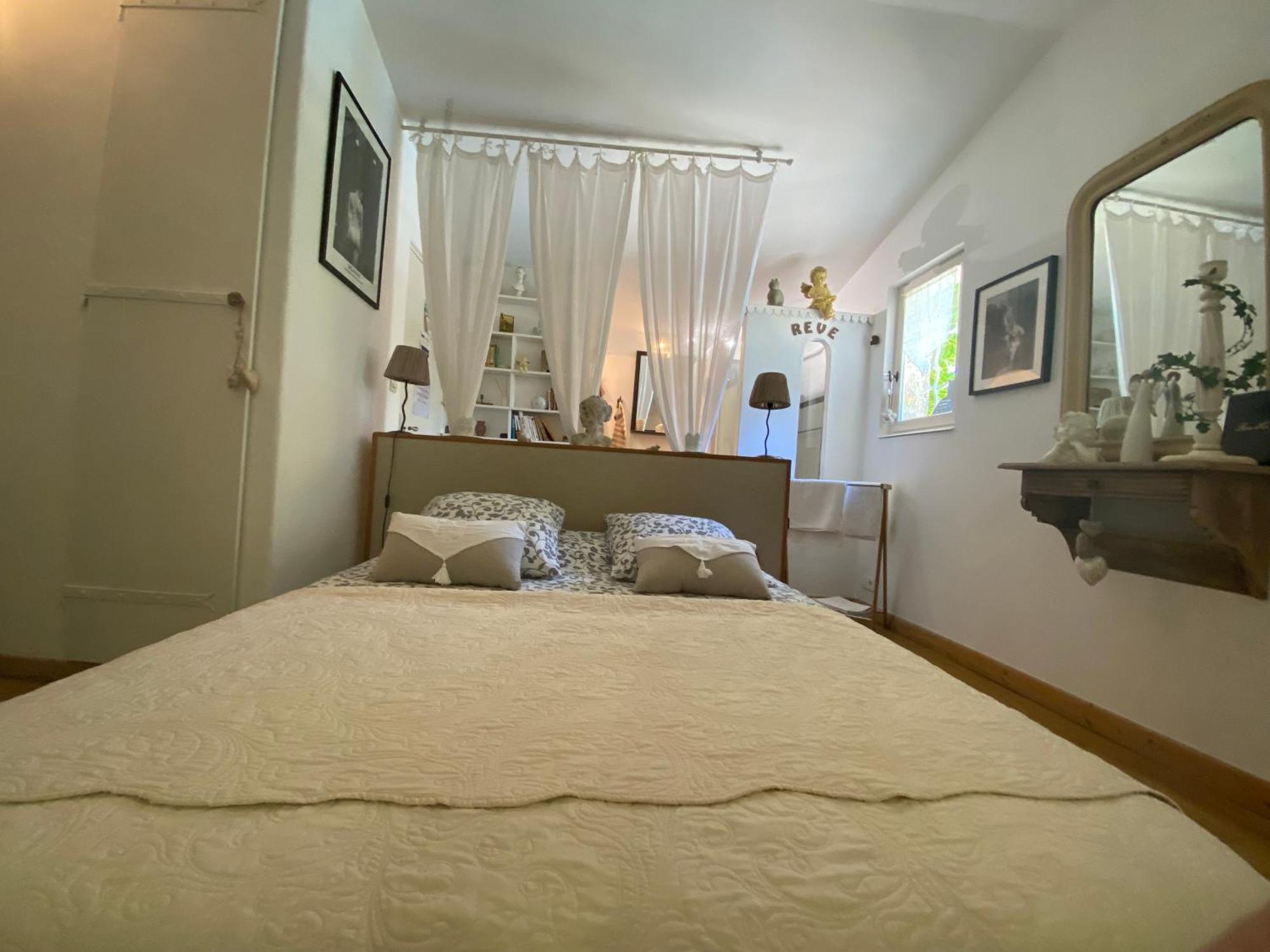 Le Mazet Des Beaujots Hotel Monteux Ngoại thất bức ảnh