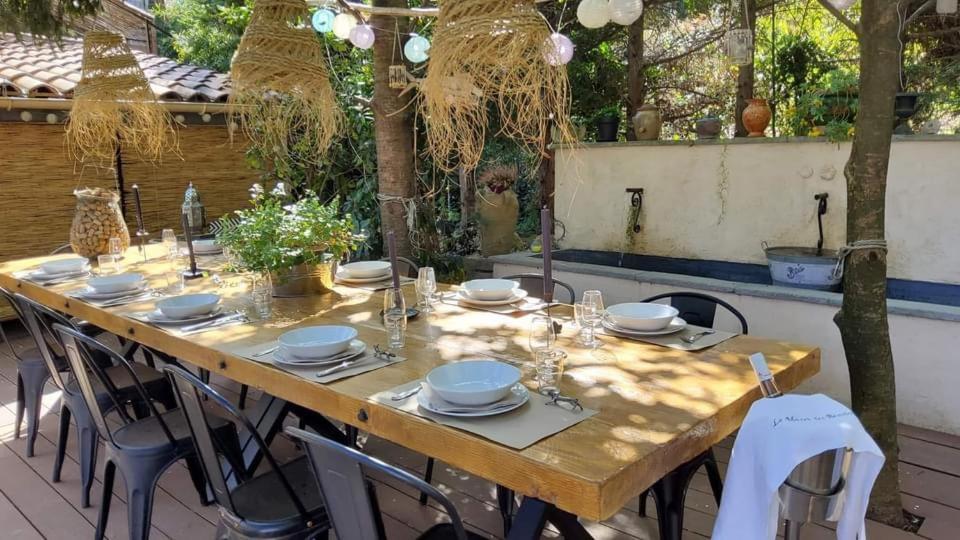 Le Mazet Des Beaujots Hotel Monteux Ngoại thất bức ảnh
